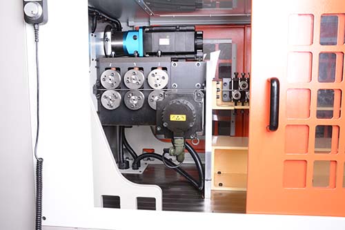 選線材折彎機(jī)，看了貝朗再定機(jī)