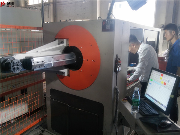 我是貝朗的一塊磚，哪里需要哪里搬