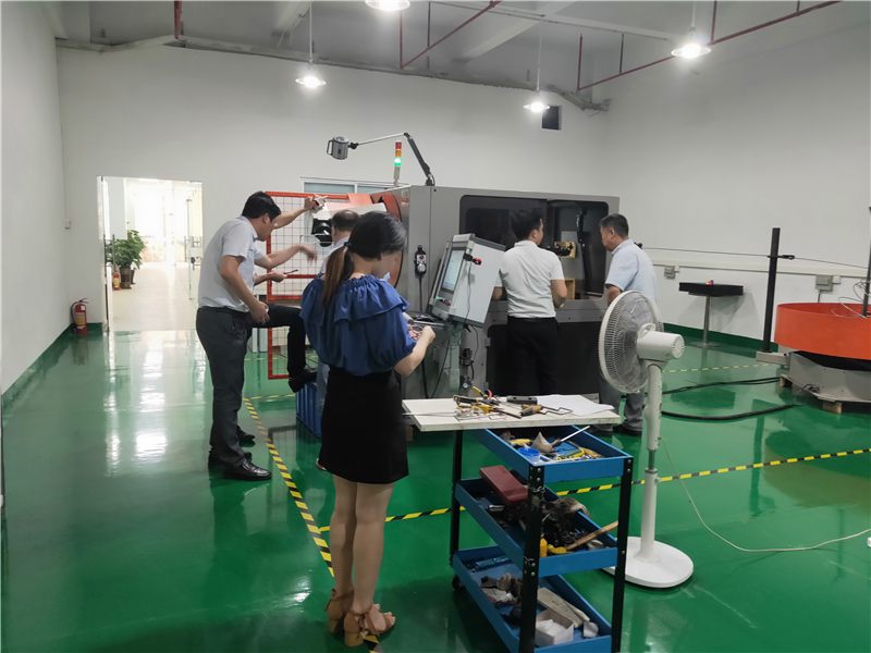 貝朗自動化設(shè)備客戶參觀現(xiàn)場